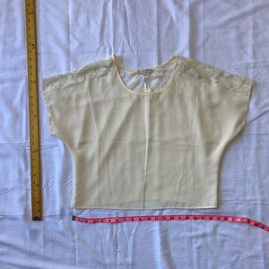 Just Ginger cream white dolman short sleeve blouse